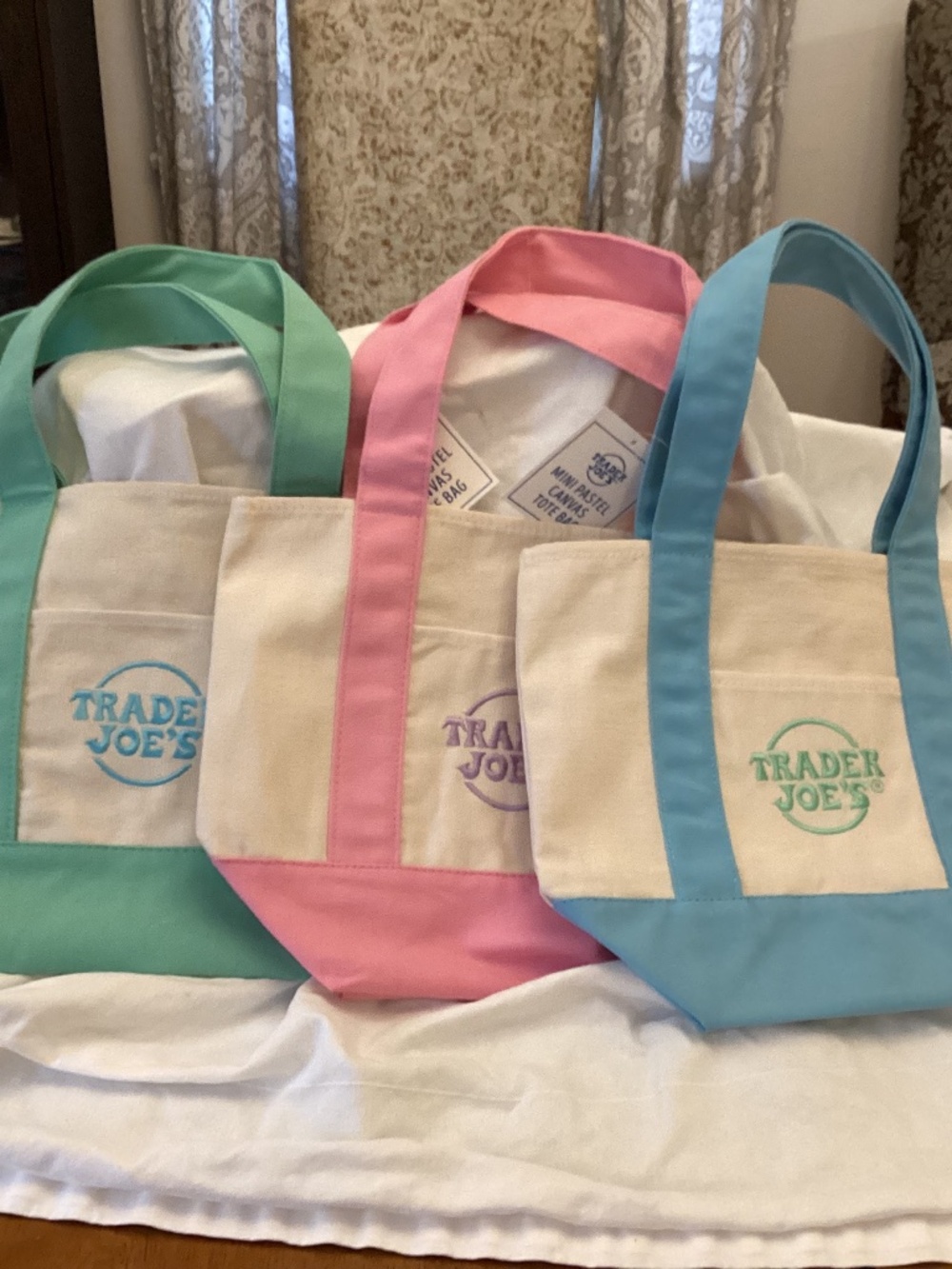 3 Trader Joe’s 2026 Mini Pastel Totes